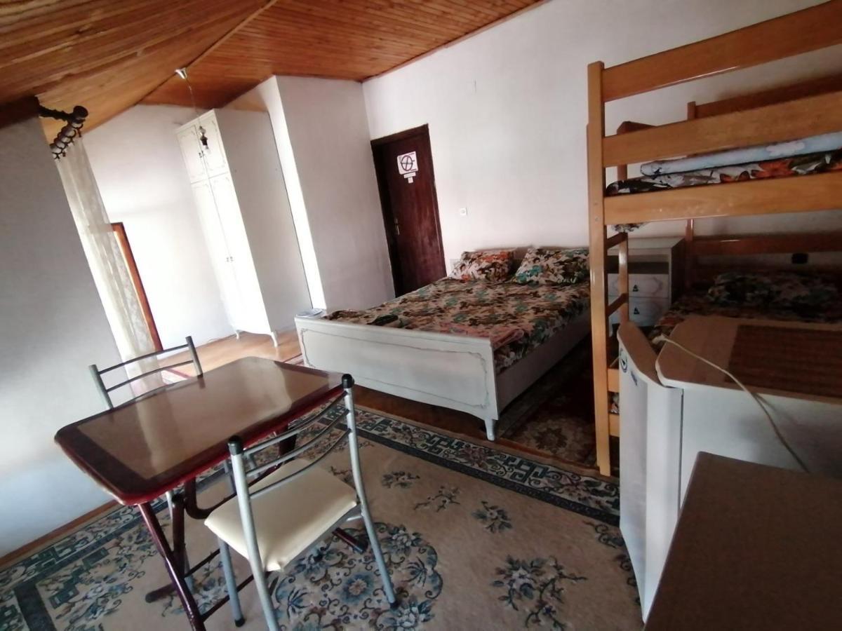 Hostel Valentin Ohrid Extérieur photo