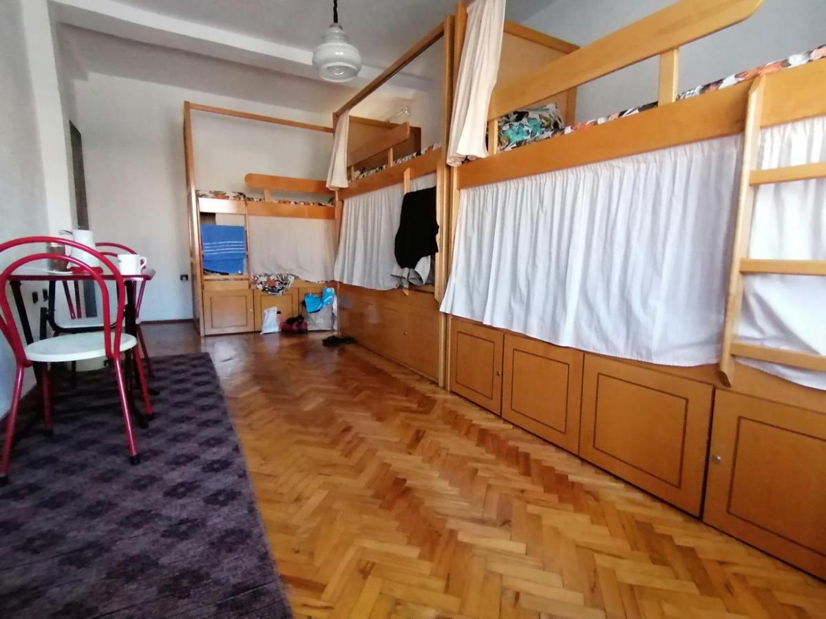 Hostel Valentin Ohrid Extérieur photo