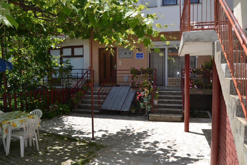 Hostel Valentin Ohrid Extérieur photo