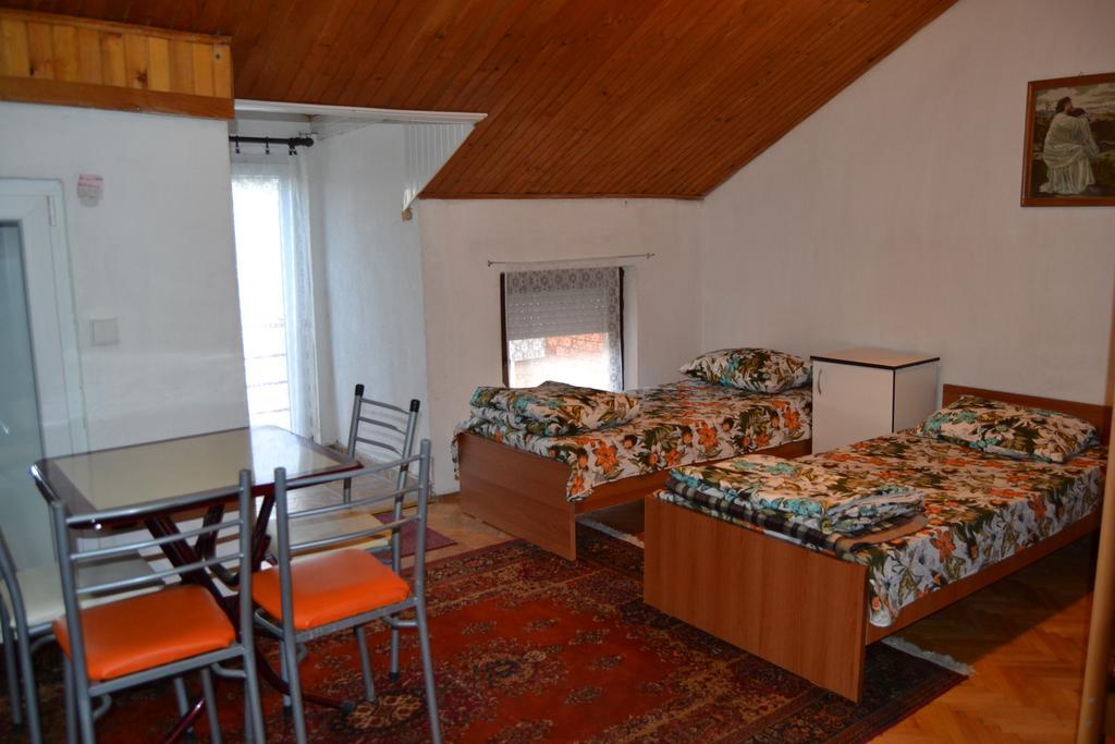 Hostel Valentin Ohrid Extérieur photo