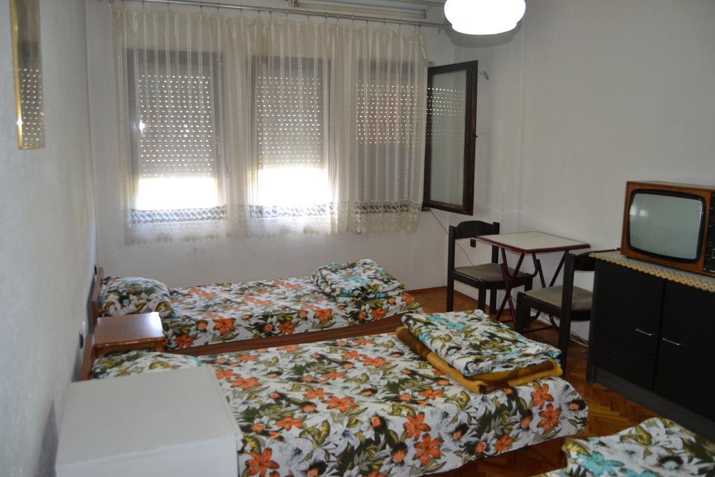 Hostel Valentin Ohrid Extérieur photo
