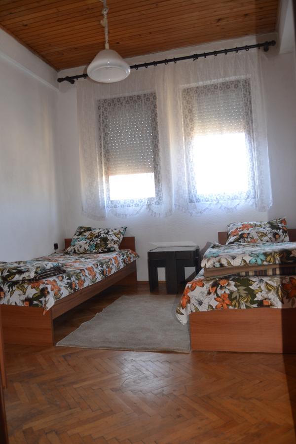 Hostel Valentin Ohrid Extérieur photo